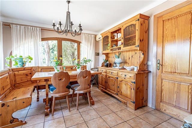 4 soveværelse Villa til salg i Portol, Marratxí med swimmingpool garage - € 1.595.000 (Ref: 9113065)