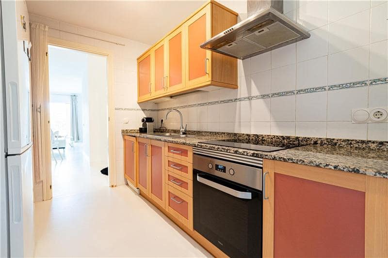 2 bedroom Beach Apartment for sale in Calvia with pool garage - € 685,000 (Ref: 9114492)