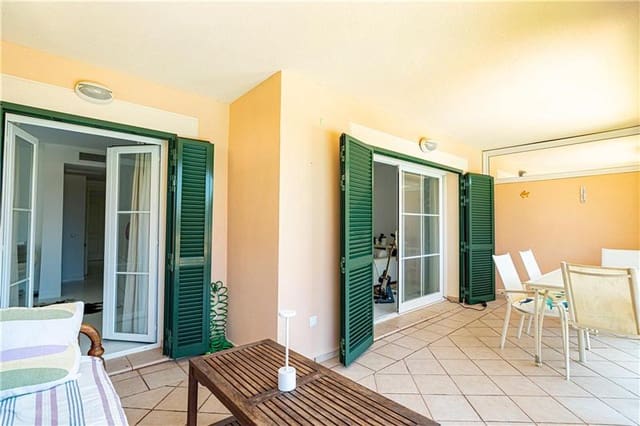 2 soveværelse Strandlejlighed til salg i Santa Ponsa, Calvià med swimmingpool garage - € 685.000 (Ref: 9114492)