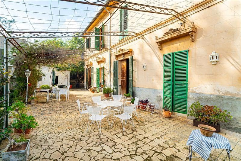6 soveværelse Villa til salg i Palma de Mallorca med garage - € 2.500.000 (Ref: 9119106)