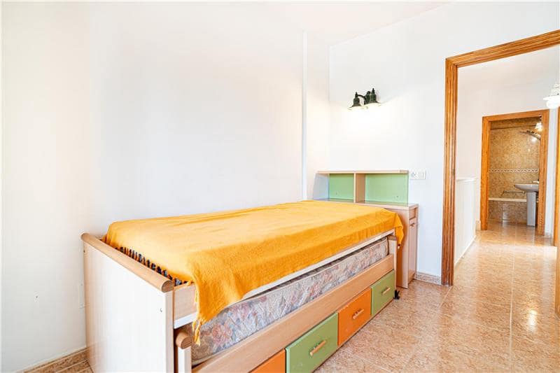 3 quarto Moradia Geminada para venda em Campos com garagem - 435 000 € (Ref: 9125559)