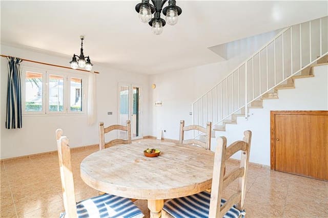 3 soverom Kjedet enebolig til salgs i Campos med garasje - € 435 000 (Ref: 9125559)