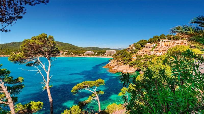 2 bedroom Beach Apartment for sale in Capdepera with pool garage - € 475,000 (Ref: 9125560)