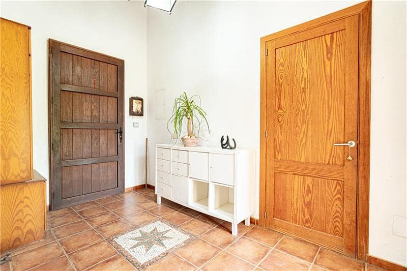 2 sovrum Finca/Hus på landet till salu i Costitx med garage - 1 350 000 € (Ref: 9127224)