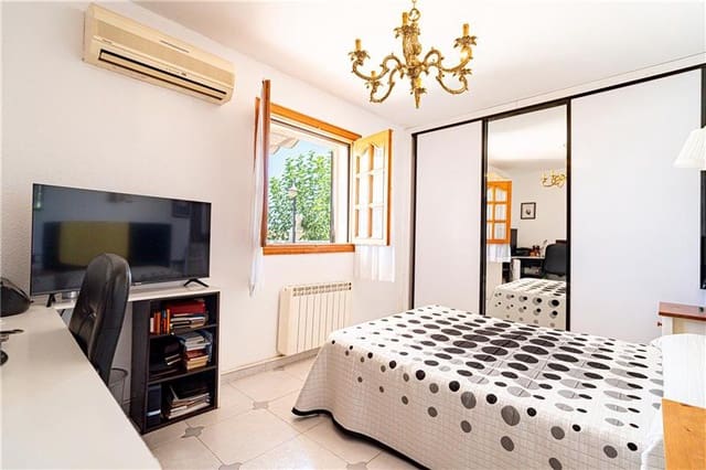 Chalet de 5 habitaciones en Badia Gran, Llucmajor en venta con piscina garaje - 950.000 € (Ref: 9146111)