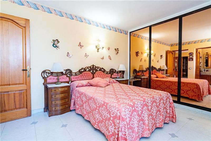 5 soveværelse Villa til salg i Llucmajor med swimmingpool garage - € 950.000 (Ref: 9146111)