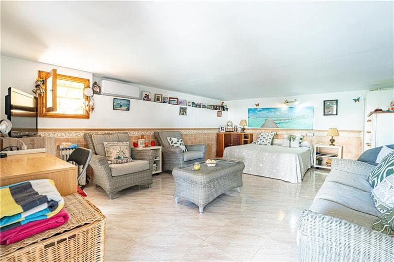 5 soveværelse Villa til salg i Llucmajor med swimmingpool garage - € 950.000 (Ref: 9146111)