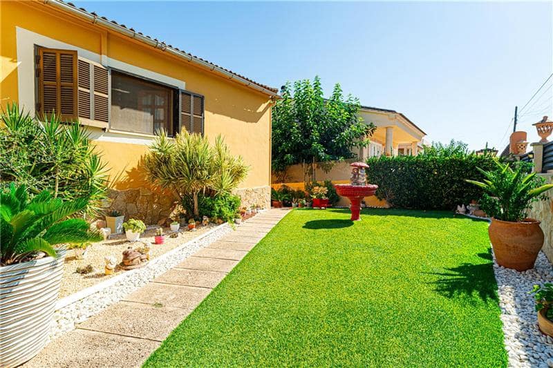 5 soveværelse Villa til salg i Llucmajor med swimmingpool garage - € 950.000 (Ref: 9146111)