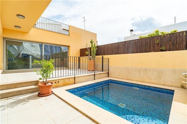 3 soveværelse Rækkehus til salg i Genova, Palma de Mallorca med swimmingpool - € 1.200.000 (Ref: 9146183)
