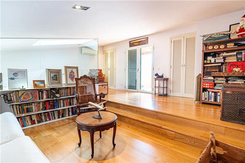 3 soveværelse Semi-Rækkehus til salg i Palma de Mallorca med swimmingpool garage - € 1.100.000 (Ref: 9170014)