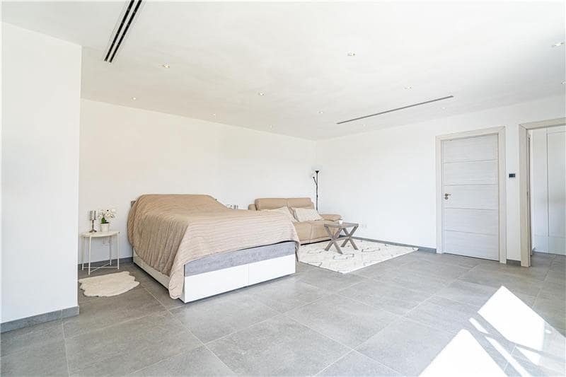 5 soveværelse Finca/Landehus til salg i Llucmajor med swimmingpool garage - € 2.200.000 (Ref: 9184481)