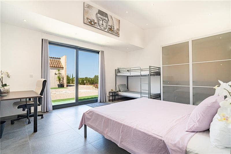 5 soveværelse Finca/Landehus til salg i Llucmajor med swimmingpool garage - € 2.200.000 (Ref: 9184481)