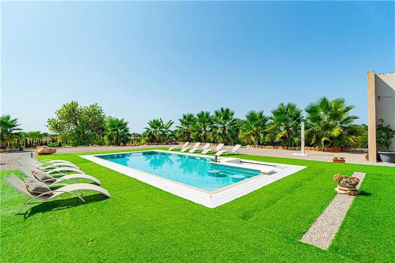 5 soveværelse Finca/Landehus til salg i Llucmajor med swimmingpool garage - € 2.200.000 (Ref: 9184481)