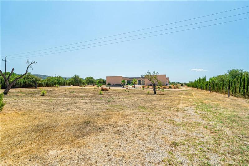 5 soveværelse Finca/Landehus til salg i Llucmajor med swimmingpool garage - € 2.200.000 (Ref: 9184481)