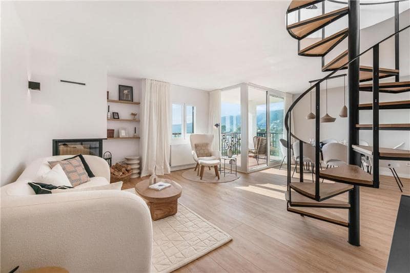 2 slaapkamer Penthouse te koop in Palma de Mallorca met garage - € 849.000 (Ref: 9194294)