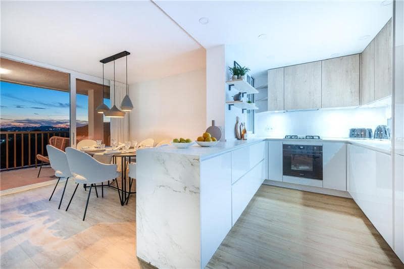 2 slaapkamer Penthouse te koop in Palma de Mallorca met garage - € 849.000 (Ref: 9194294)