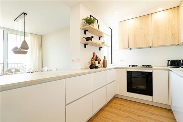 2 sovrum Takvåning till salu i La Bonanova, Palma de Mallorca med garage - 829 000 € (Ref: 9194294)