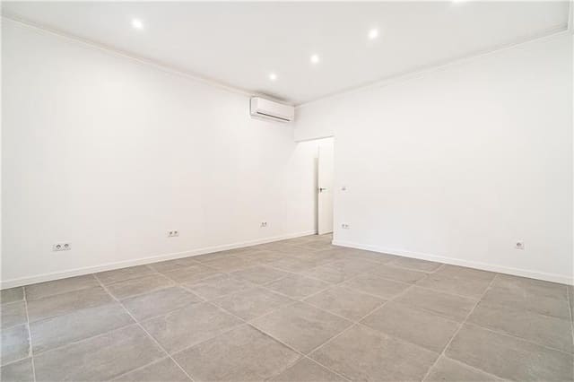 1 soveværelse Lejlighed til salg i Santa Catalina, Palma de Mallorca - € 440.000 (Ref: 9211029)