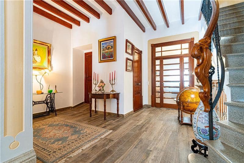 3 soveværelse Byhus til salg i Llucmajor med garage - € 800.000 (Ref: 9218557)