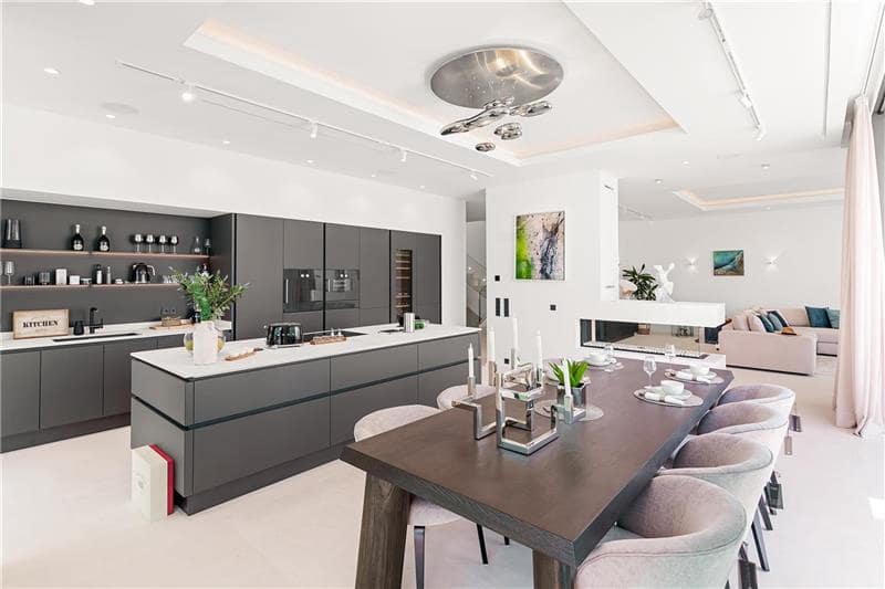 6 quarto Moradia para venda em Andratx com piscina garagem - 12 800 000 € (Ref: 9244311)