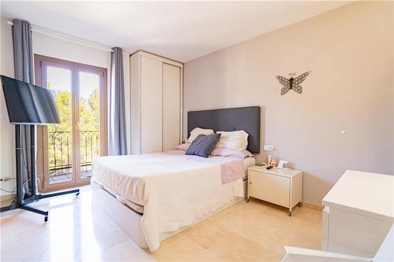 2 soveværelse Lejlighed til salg i Palma de Mallorca med swimmingpool garage - € 695.000 (Ref: 9289299)