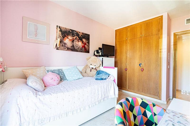 2 soveværelse Lejlighed til salg i Palma de Mallorca med swimmingpool garage - € 695.000 (Ref: 9289299)