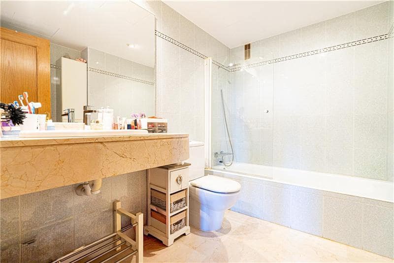 2 soveværelse Lejlighed til salg i Palma de Mallorca med swimmingpool garage - € 695.000 (Ref: 9289299)