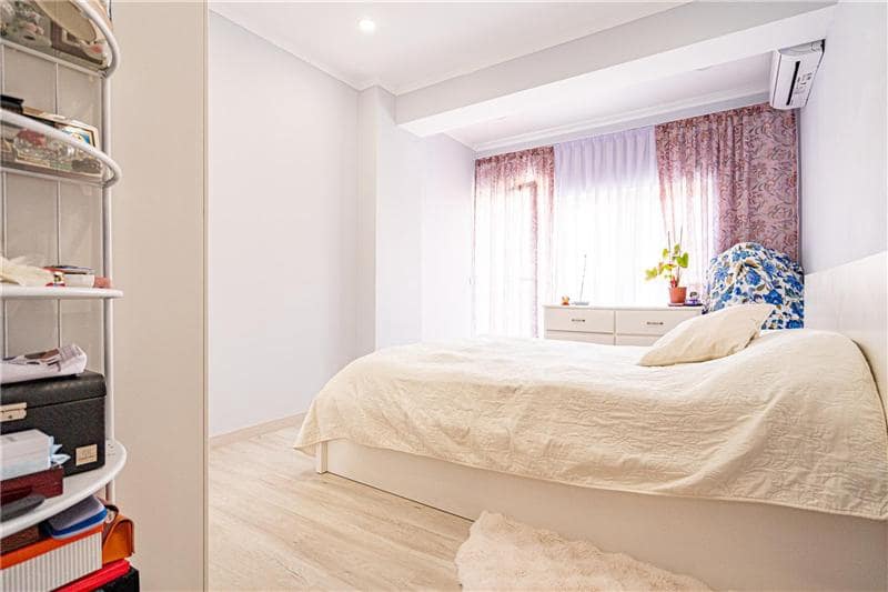 2 camera da letto Appartamento sulla Spiaggia in vendita in Palma de Mallorca - 330.000 € (Rif: 9289303)