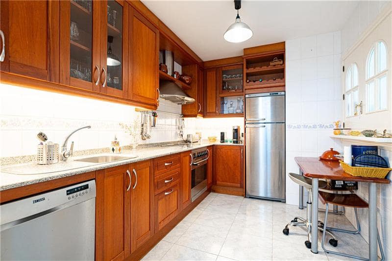 3 soveværelse Strandlejlighed til salg i Palma de Mallorca - € 695.000 (Ref: 9301685)