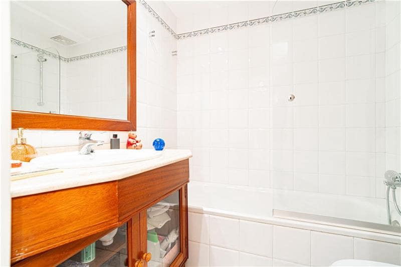 3 soveværelse Strandlejlighed til salg i Palma de Mallorca - € 695.000 (Ref: 9301685)