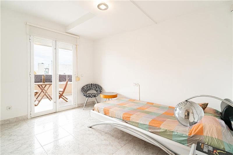 3 soveværelse Strandlejlighed til salg i Palma de Mallorca - € 695.000 (Ref: 9301685)