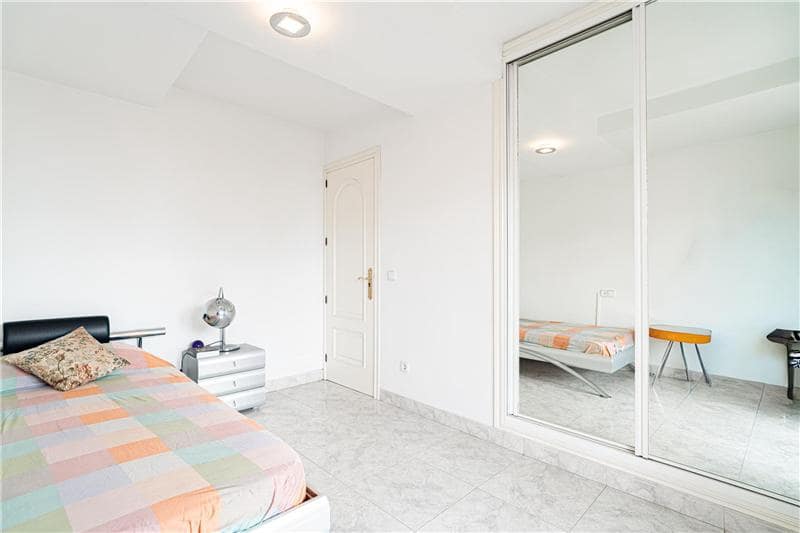 3 soveværelse Strandlejlighed til salg i Palma de Mallorca - € 695.000 (Ref: 9301685)