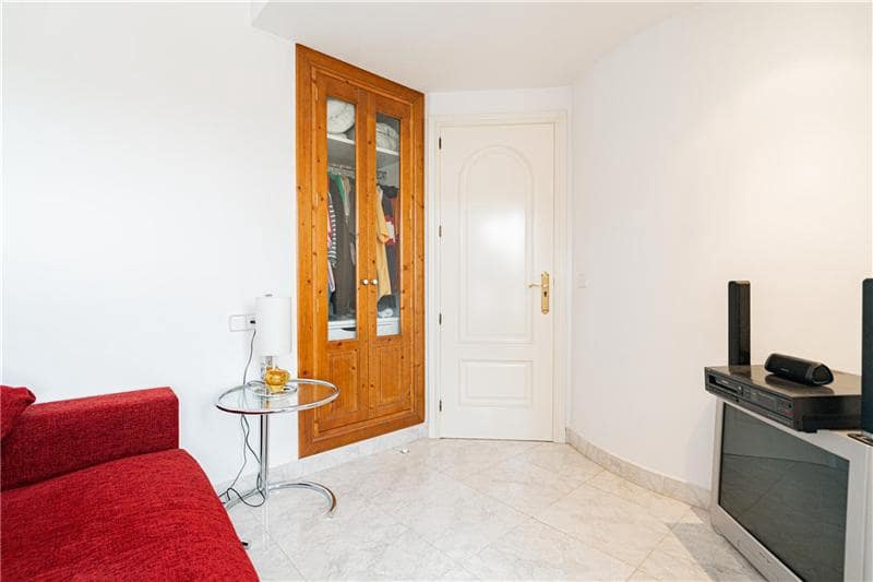 3 soveværelse Strandlejlighed til salg i Palma de Mallorca - € 695.000 (Ref: 9301685)