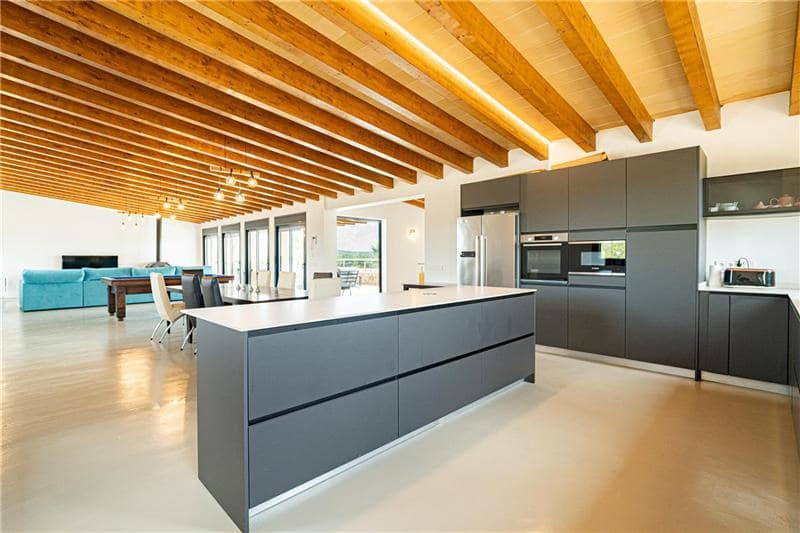 5 sypialnia Finka/Dom wiejski na sprzedaż w Campos z basenem - 3 150 000 € (Ref: 9339124)