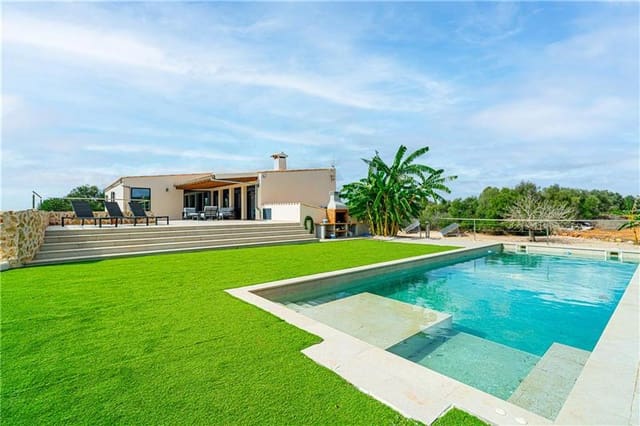 5 sypialnia Finka/Dom wiejski na sprzedaż w Campos z basenem - 3 150 000 € (Ref: 9339124)