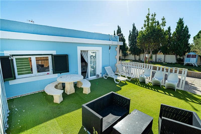 4 soveværelse Villa til salg i Palma de Mallorca med garage - € 945.000 (Ref: 9348411)