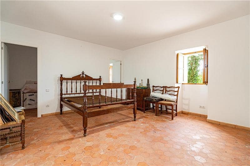 4 sypialnia Willa na sprzedaż w Palma de Mallorca z basenem garażem - 1 050 000 € (Ref: 9368031)