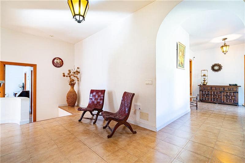 4 soverom Villa til salgs i Marratxi med garasje - € 960 000 (Ref: 9378227)