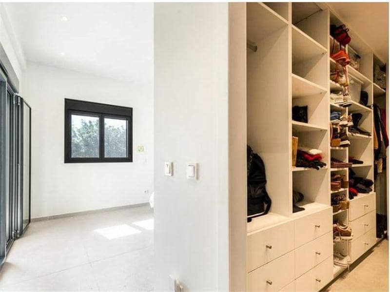 4 soveværelse Byhus til salg i Arta med garage - € 835.000 (Ref: 9379571)