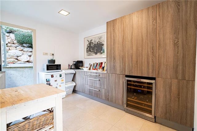 4 Zimmer Apartment zu verkaufen in Palma de Mallorca mit Pool Garage - 1.500.000 € (Ref: 9388454)