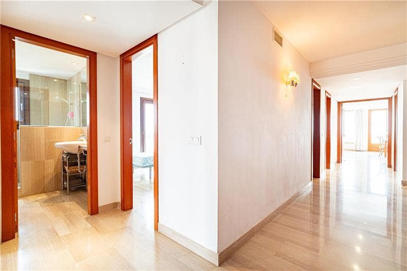 3 soveværelse Lejlighed til salg i Palma de Mallorca med garage - € 1.600.000 (Ref: 9396675)