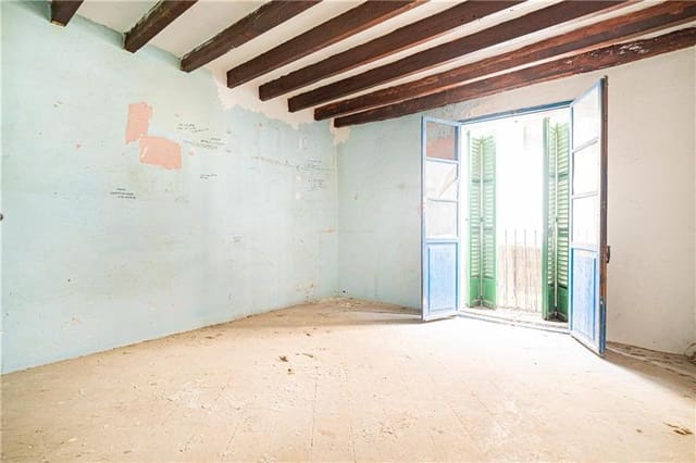 Byggetomt til salgs i Plaça dels Patins, Palma de Mallorca - € 617 143 (Ref: 9411302)