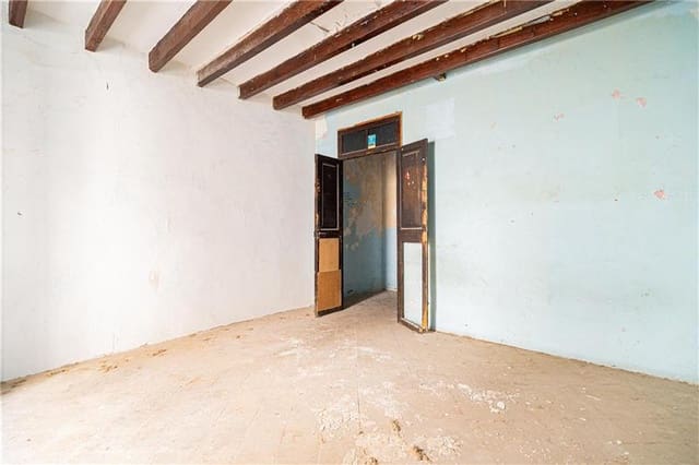 Byggetomt til salgs i Plaça dels Patins, Palma de Mallorca - € 617 143 (Ref: 9411302)