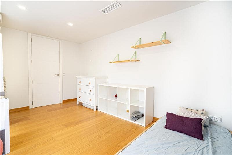 3 quarto Penthouse para venda em Palma de Mallorca com piscina garagem - 820 000 € (Ref: 9420030)