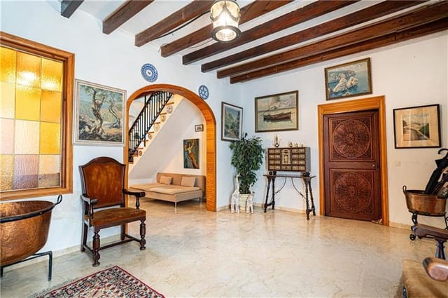 8 slaapkamer Villa te koop in Campanet - € 2.500.000 (Ref: 9432420)