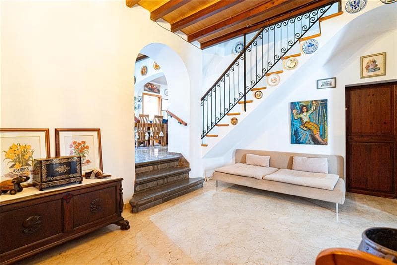 8 slaapkamer Villa te koop in Campanet - € 2.500.000 (Ref: 9432420)