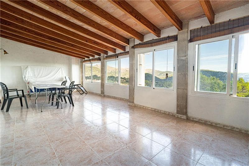 8 slaapkamer Villa te koop in Campanet - € 2.500.000 (Ref: 9432420)