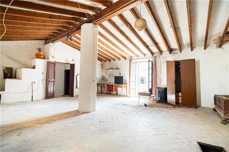 4 soveværelse Byhus til salg i Costitx med garage - € 499.000 (Ref: 9449556)