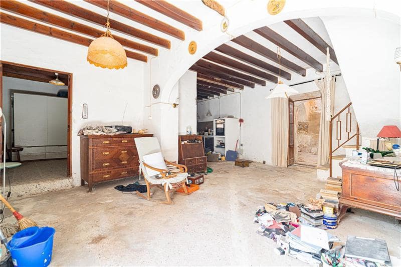 4 soveværelse Byhus til salg i Costitx med garage - € 499.000 (Ref: 9449556)