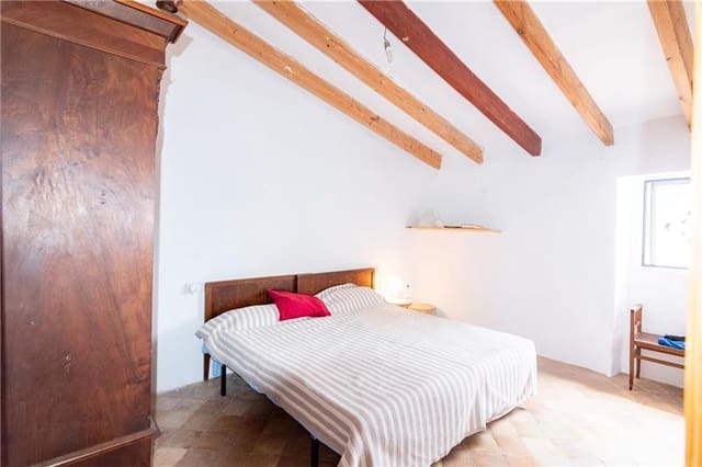 3 slaapkamer Halfvrijstaande villa te koop in Esporles met garage - € 669.000 (Ref: 9459491)